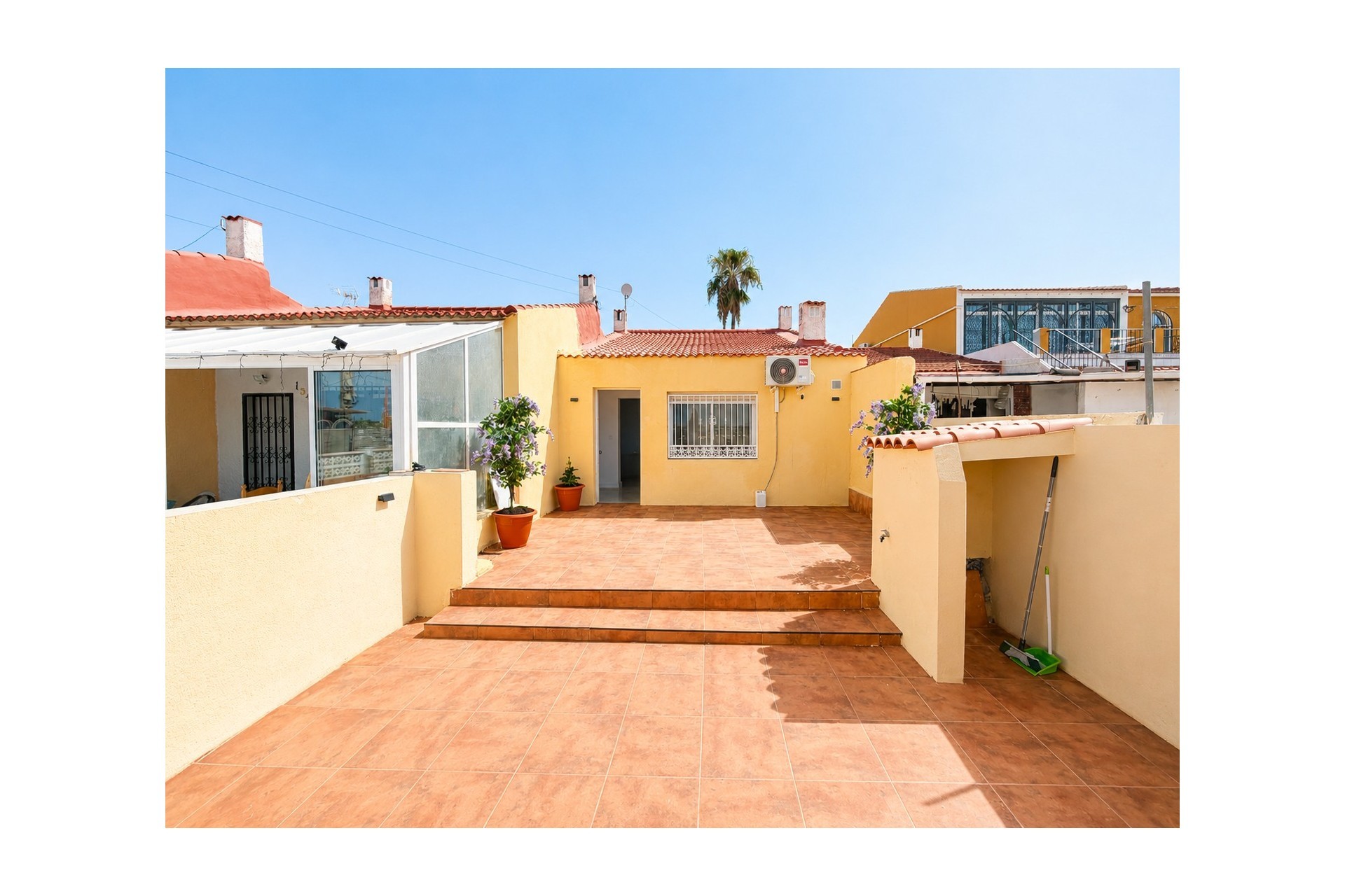 Re-Sale - Bungalow - Torrevieja - La Siesta