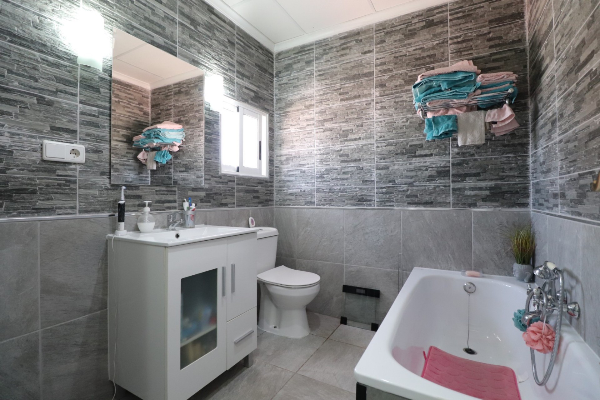 Re-Sale - Country Property - Benferri - Benferri - Country