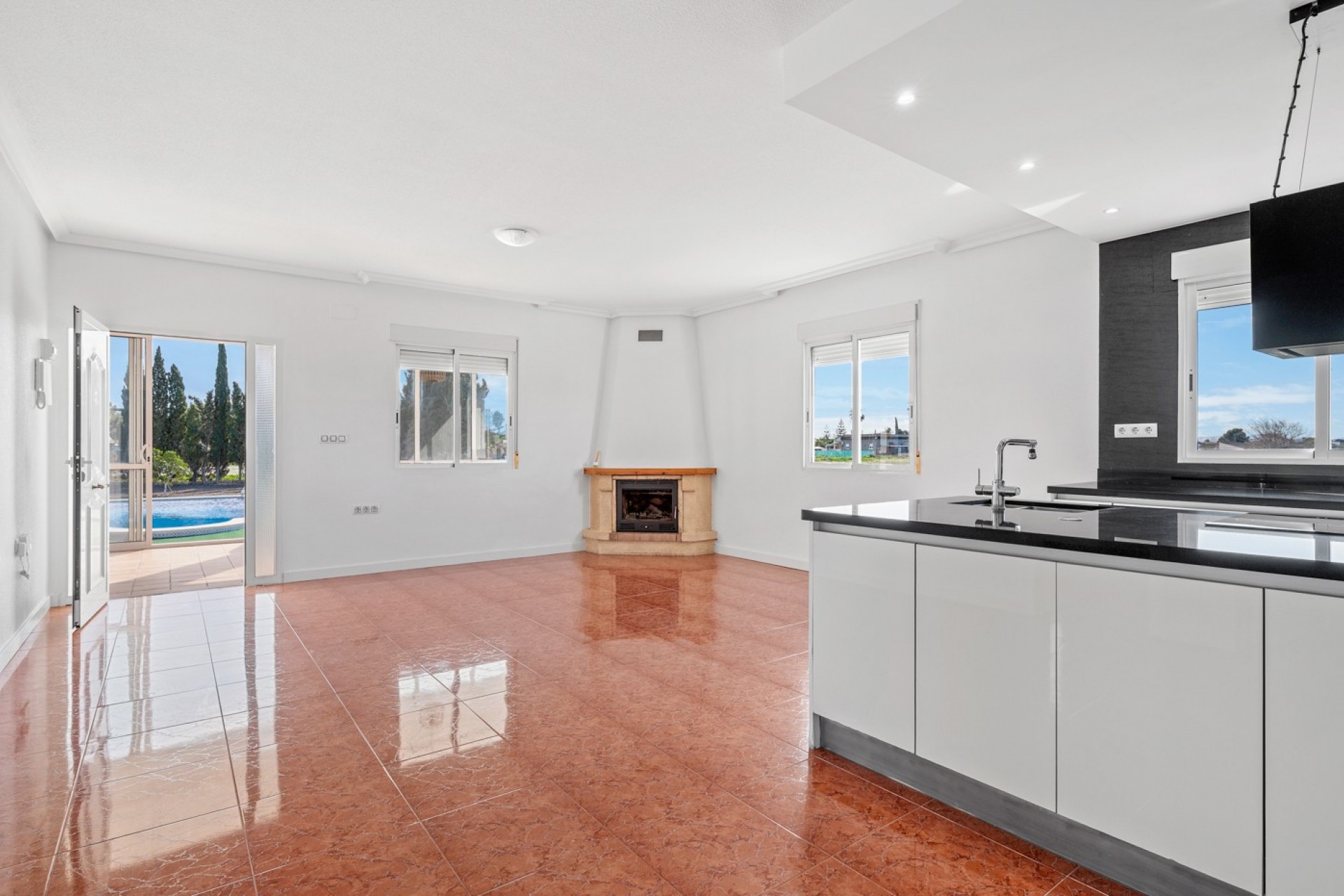 Re-Sale - Country Property - Dolores - Dolores - Country