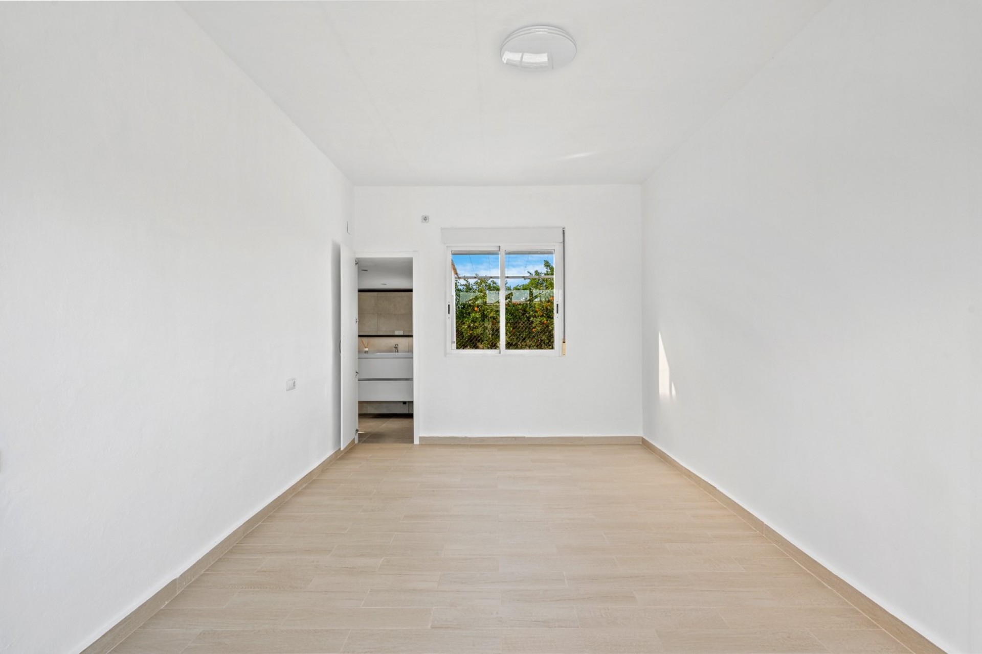 Re-Sale - Country Property - Dolores - Dolores - Country