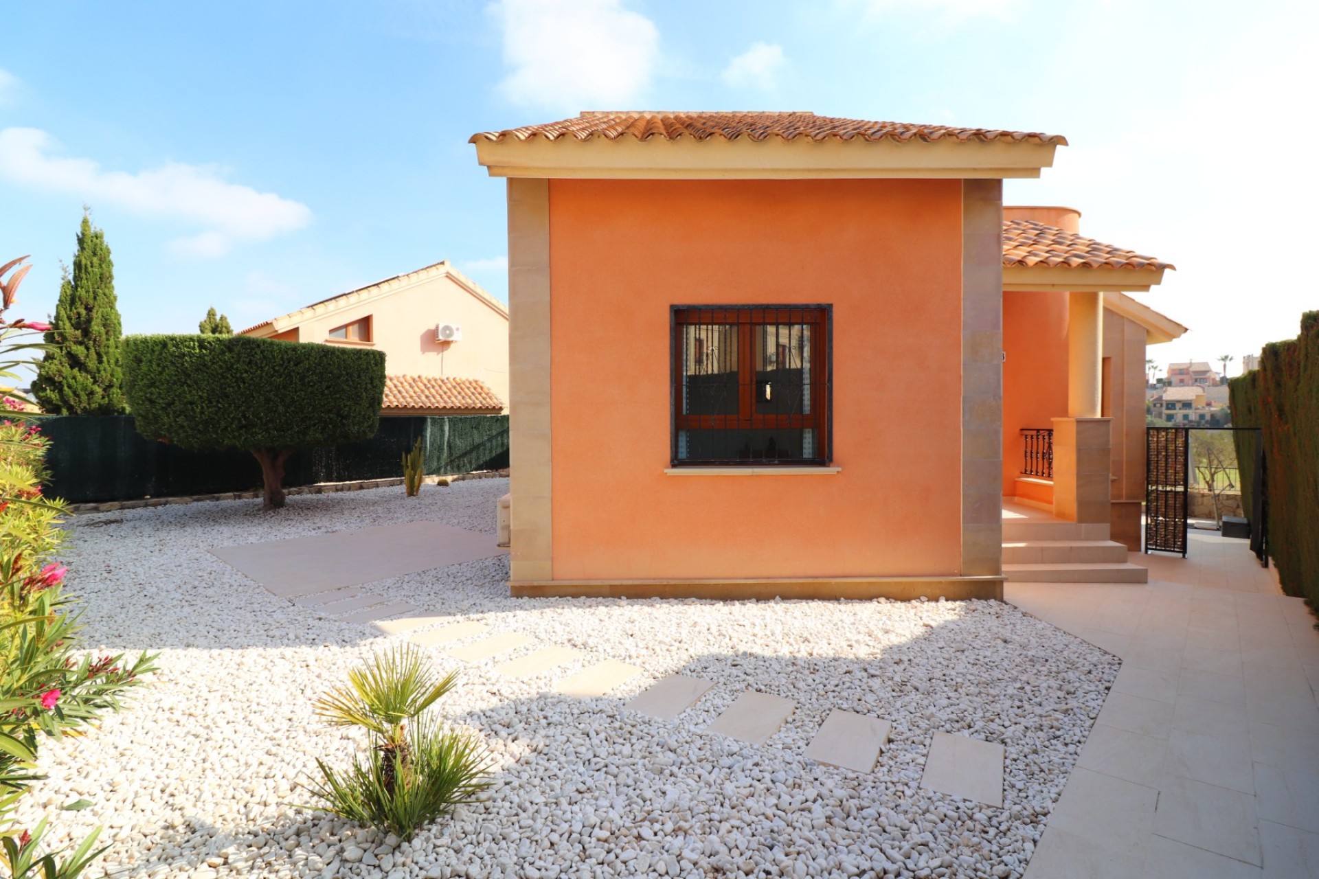 Re-Sale - Detached Villa - Algorfa - La Finca Golf Resort