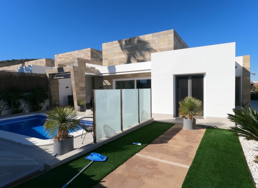 Re-Sale - Detached Villa - Algorfa - La Finca Golf Resort