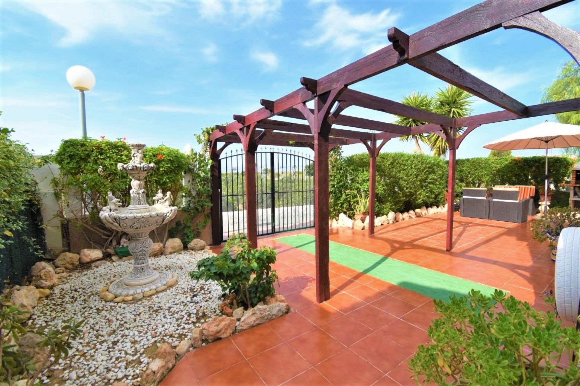 Re-Sale - Detached Villa - Algorfa - Montebello