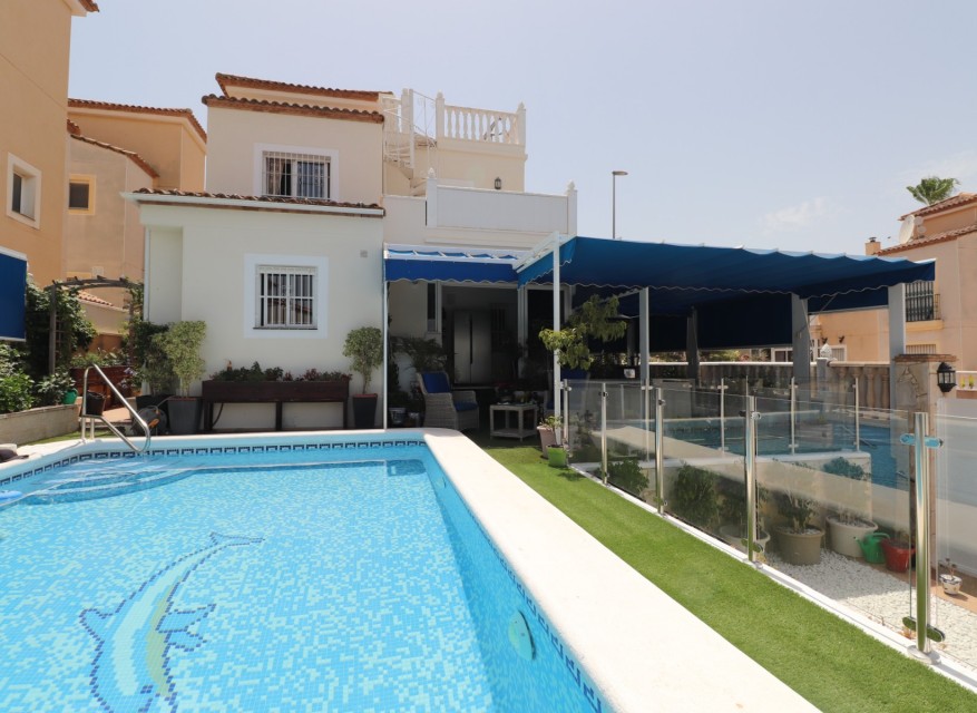 Re-Sale - Detached Villa - Algorfa - Montebello