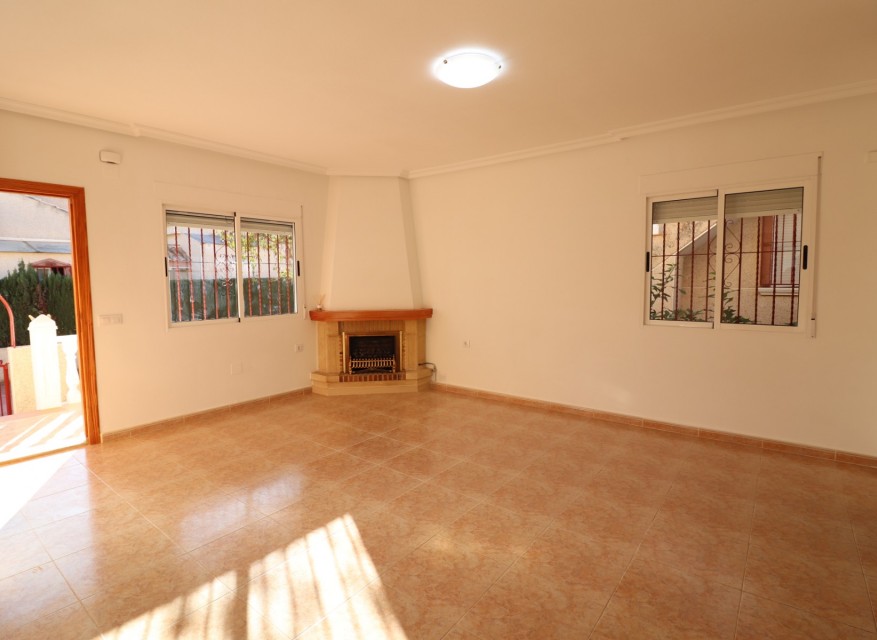 Re-Sale - Detached Villa - Algorfa - Montemar