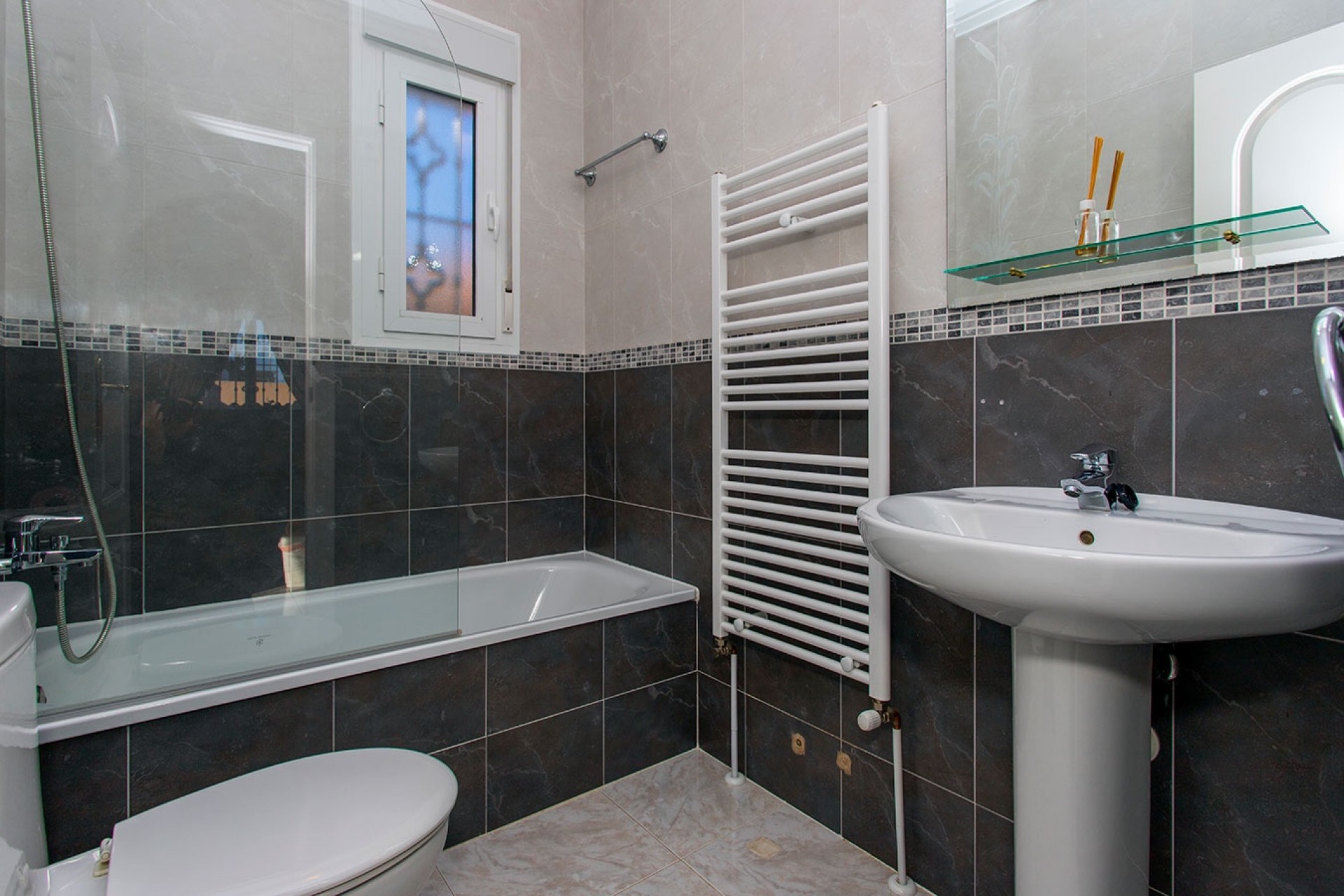Re-Sale - Detached Villa - Benimar - Rojales Hills