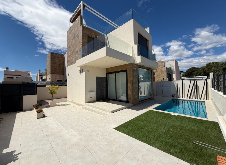 Re-Sale - Detached Villa - Ciudad Quesada - La Laguna