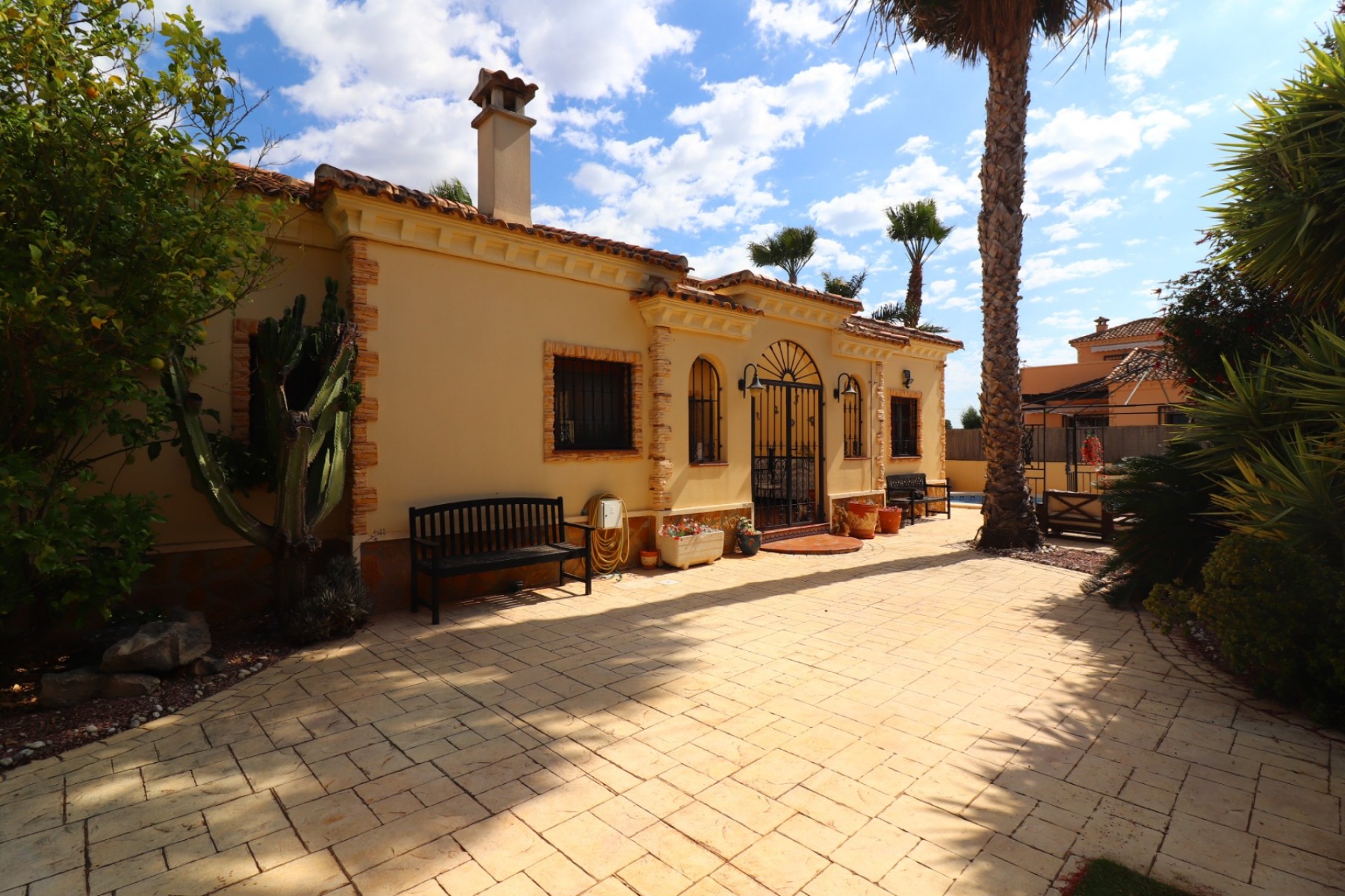 Re-Sale - Detached Villa - Formentera del Segura - Fincas de La Vega