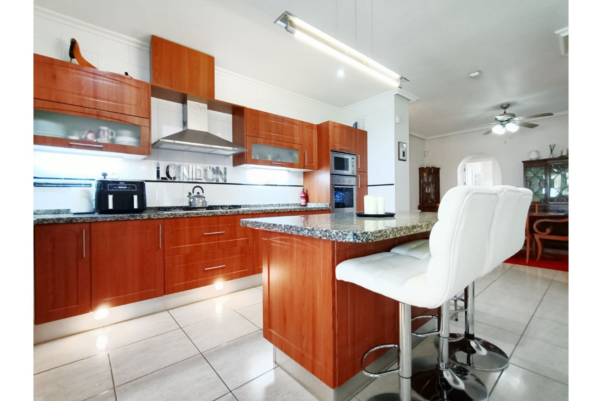 Re-Sale - Detached Villa - Gea y Truyols - Urb Lo Santiago