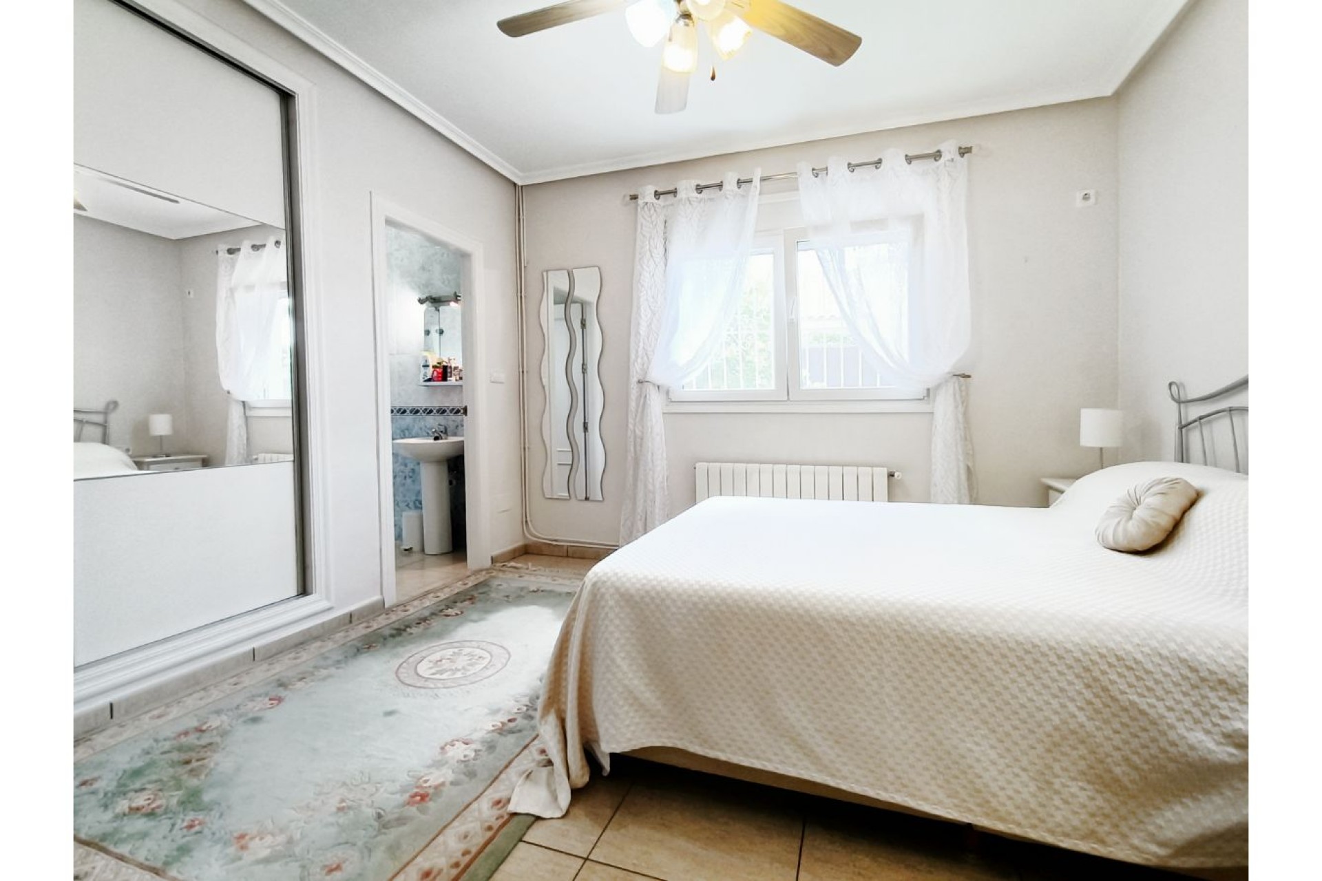 Re-Sale - Detached Villa - Gea y Truyols - Urb Lo Santiago