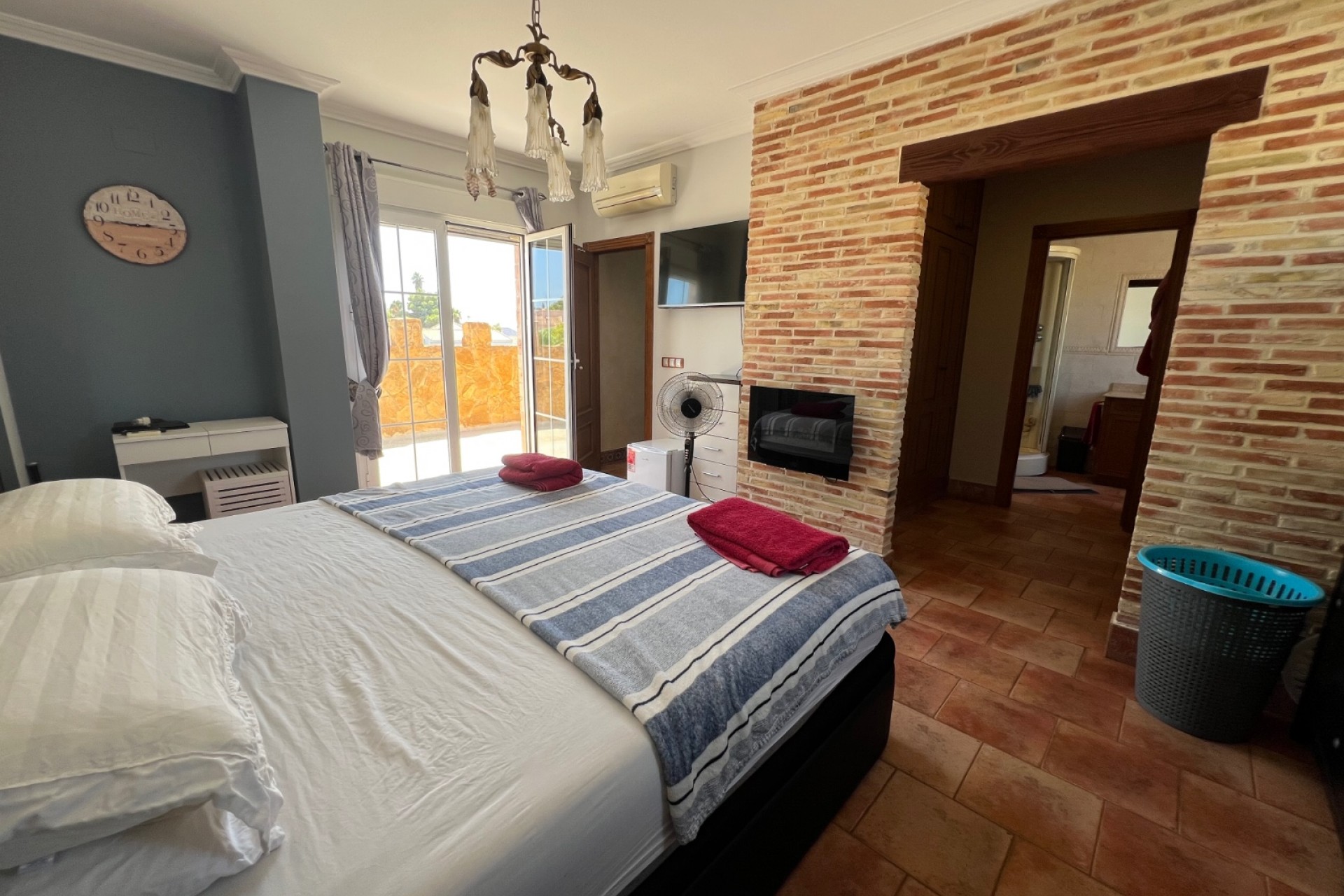 Re-Sale - Detached Villa - La Marina - La Escuera