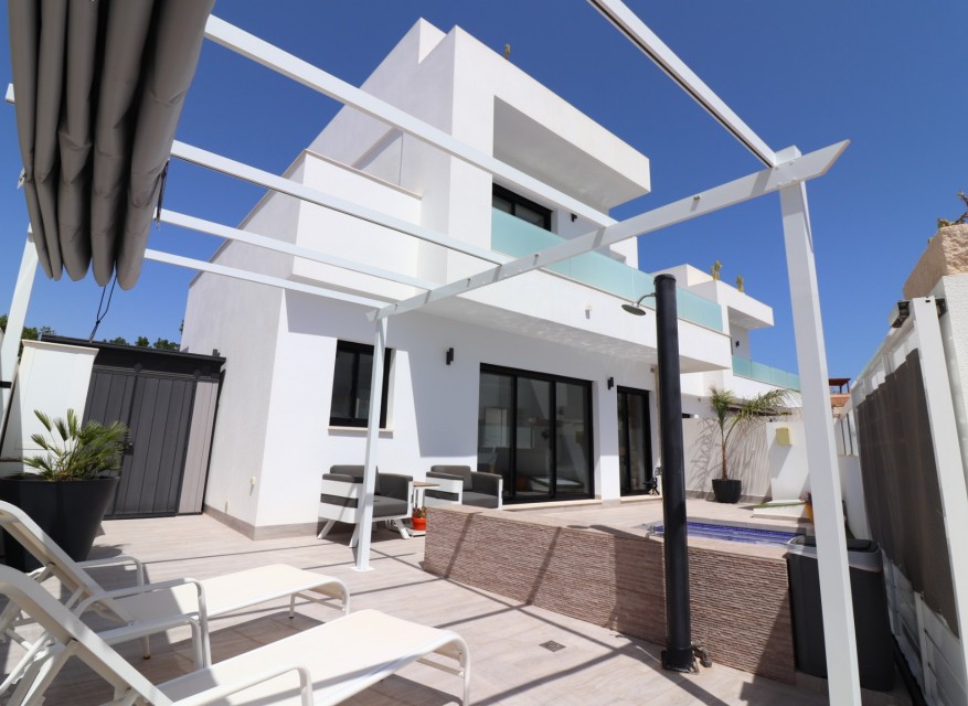 Re-Sale - Detached Villa - Los Montesinos - La Herrada