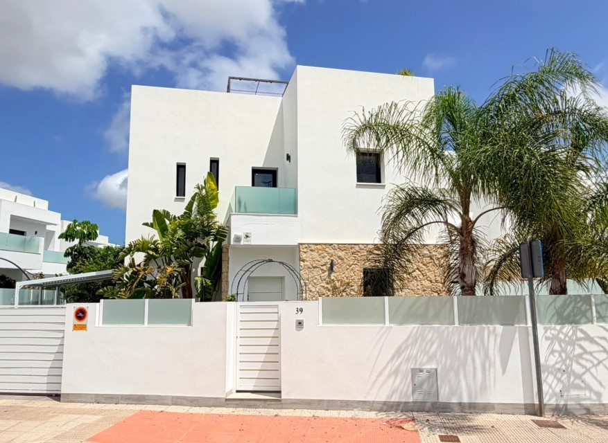 Re-Sale - Detached Villa - Los Montesinos - La Herrada