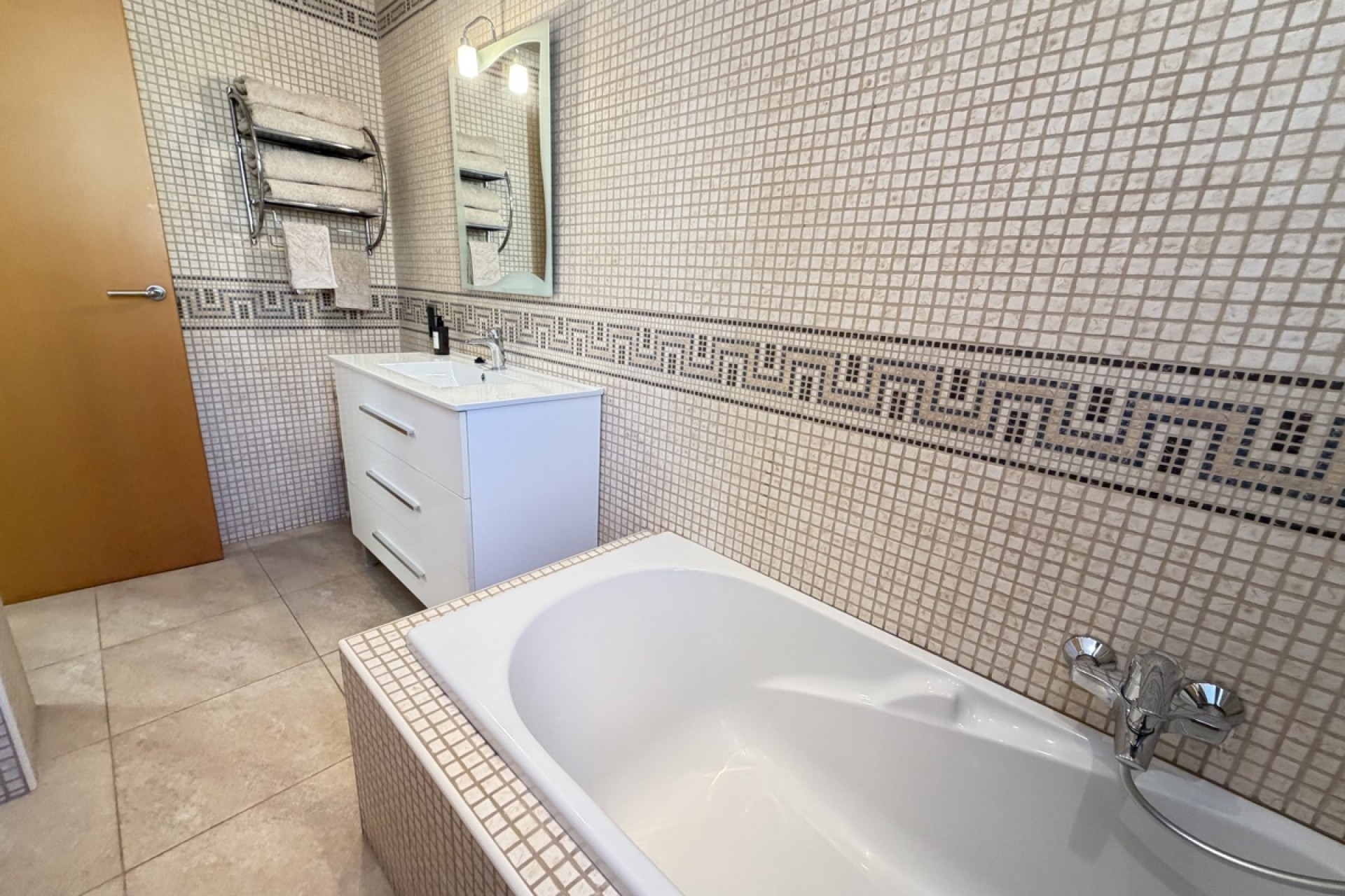 Re-Sale - Detached Villa - Orihuela Costa - Cabo Roig