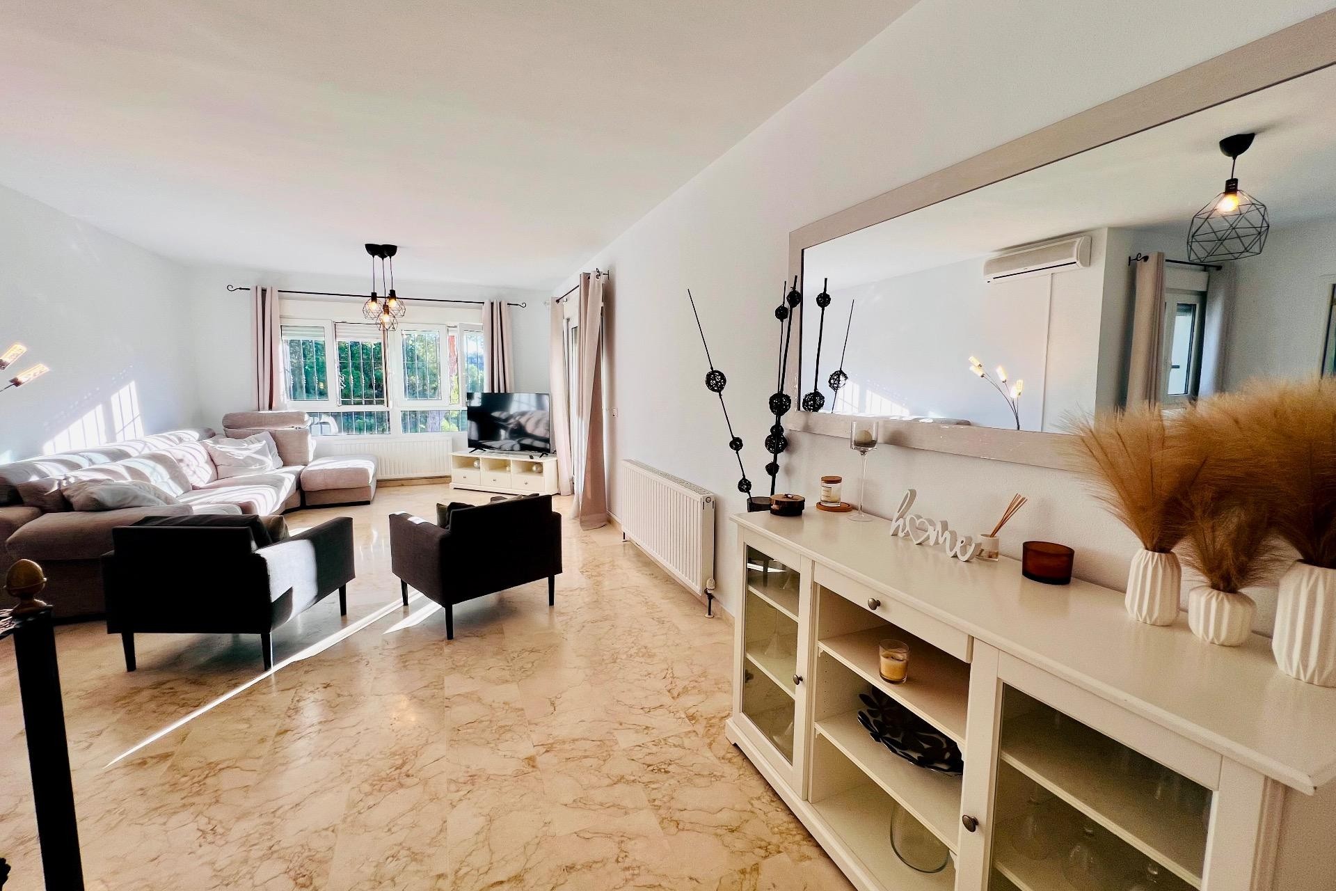 Re-Sale - Detached Villa - Orihuela Costa - Las Ramblas