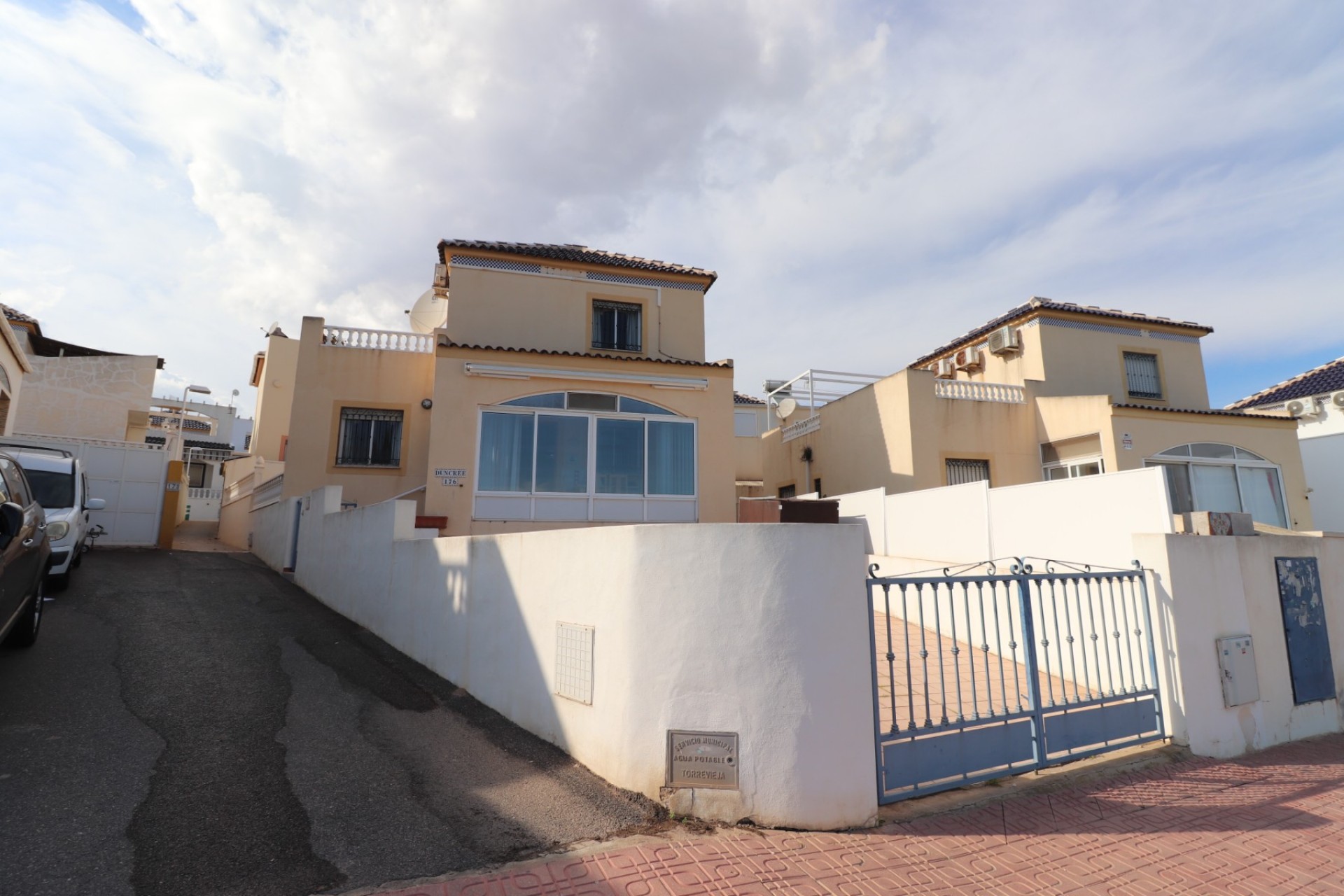 Re-Sale - Detached Villa - Orihuela Costa - Los Balcones