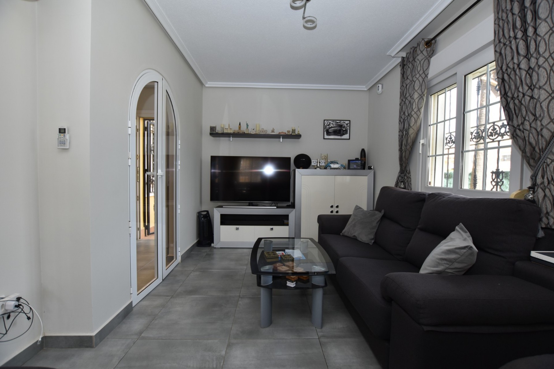 Re-Sale - Detached Villa - Orihuela Costa - Los Dolses