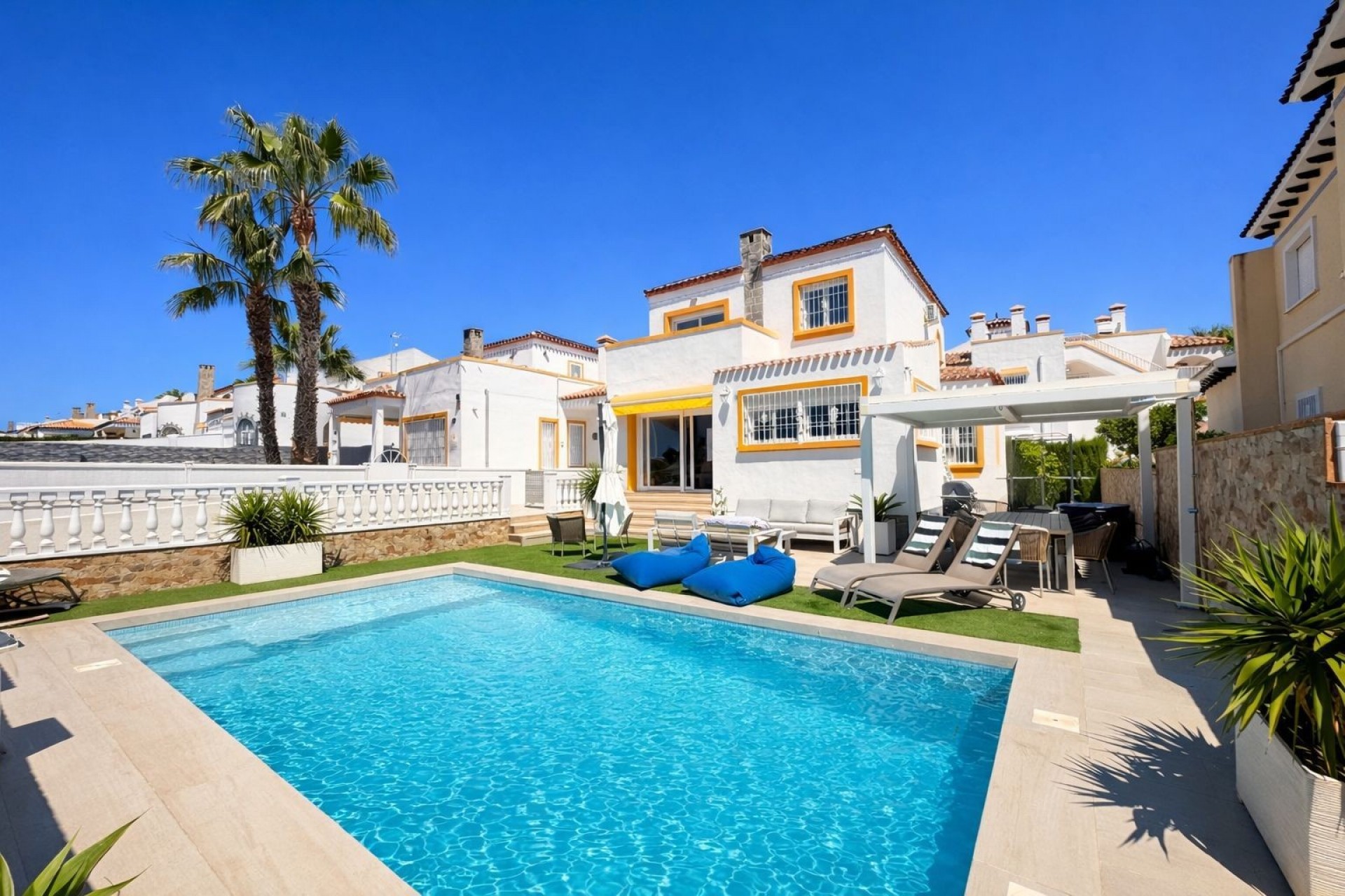 Re-Sale - Detached Villa - Orihuela Costa - Los Dolses
