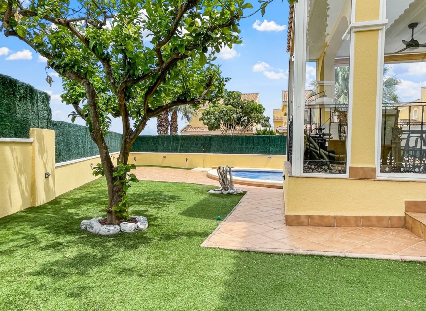 Re-Sale - Detached Villa - Orihuela Costa - Los Dolses