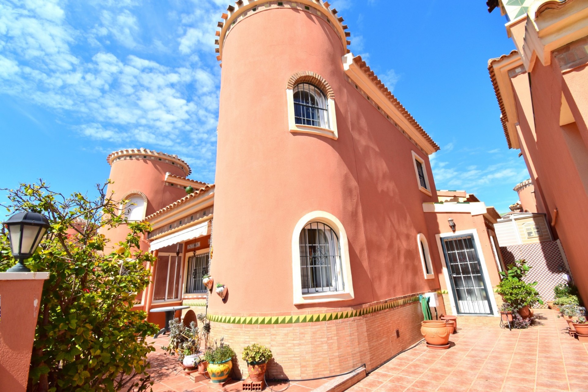 Re-Sale - Detached Villa - Orihuela Costa - Playa Flamenca