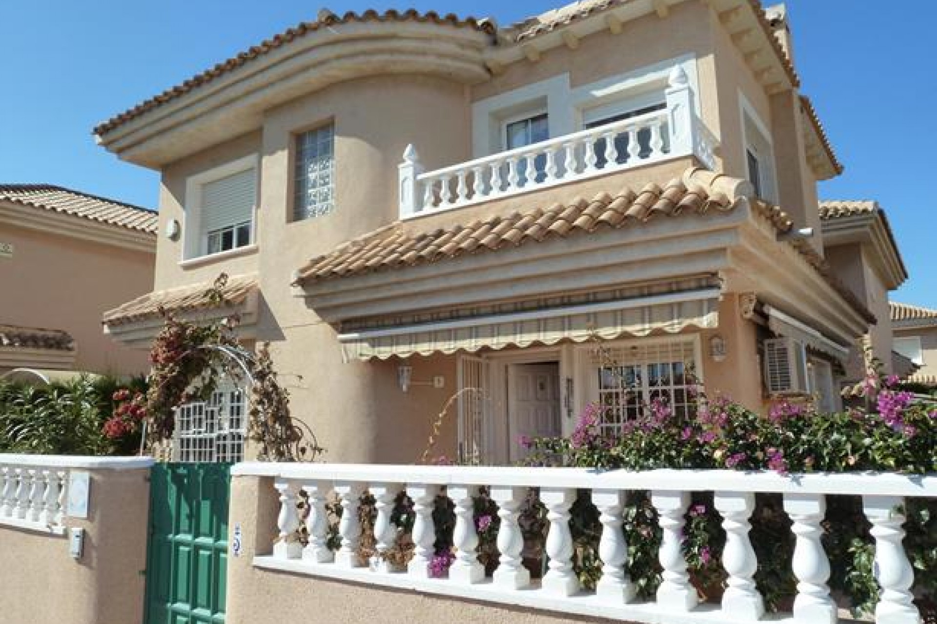 Re-Sale - Detached Villa - Orihuela Costa - Punta Prima