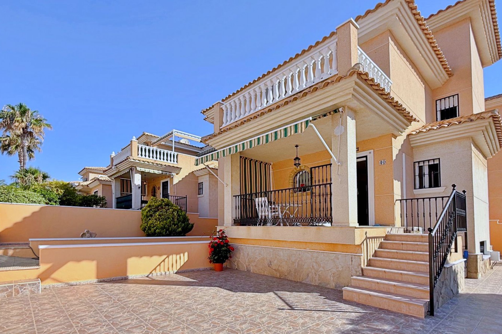 Re-Sale - Detached Villa - Orihuela Costa - Punta Prima