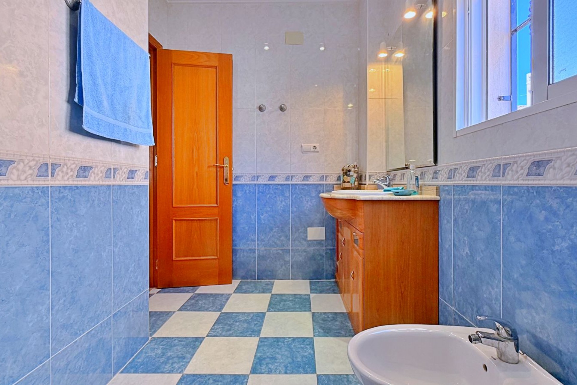 Re-Sale - Detached Villa - Orihuela Costa - Punta Prima