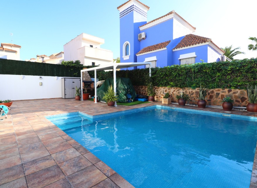 Re-Sale - Detached Villa - Orihuela Costa - Villamartin