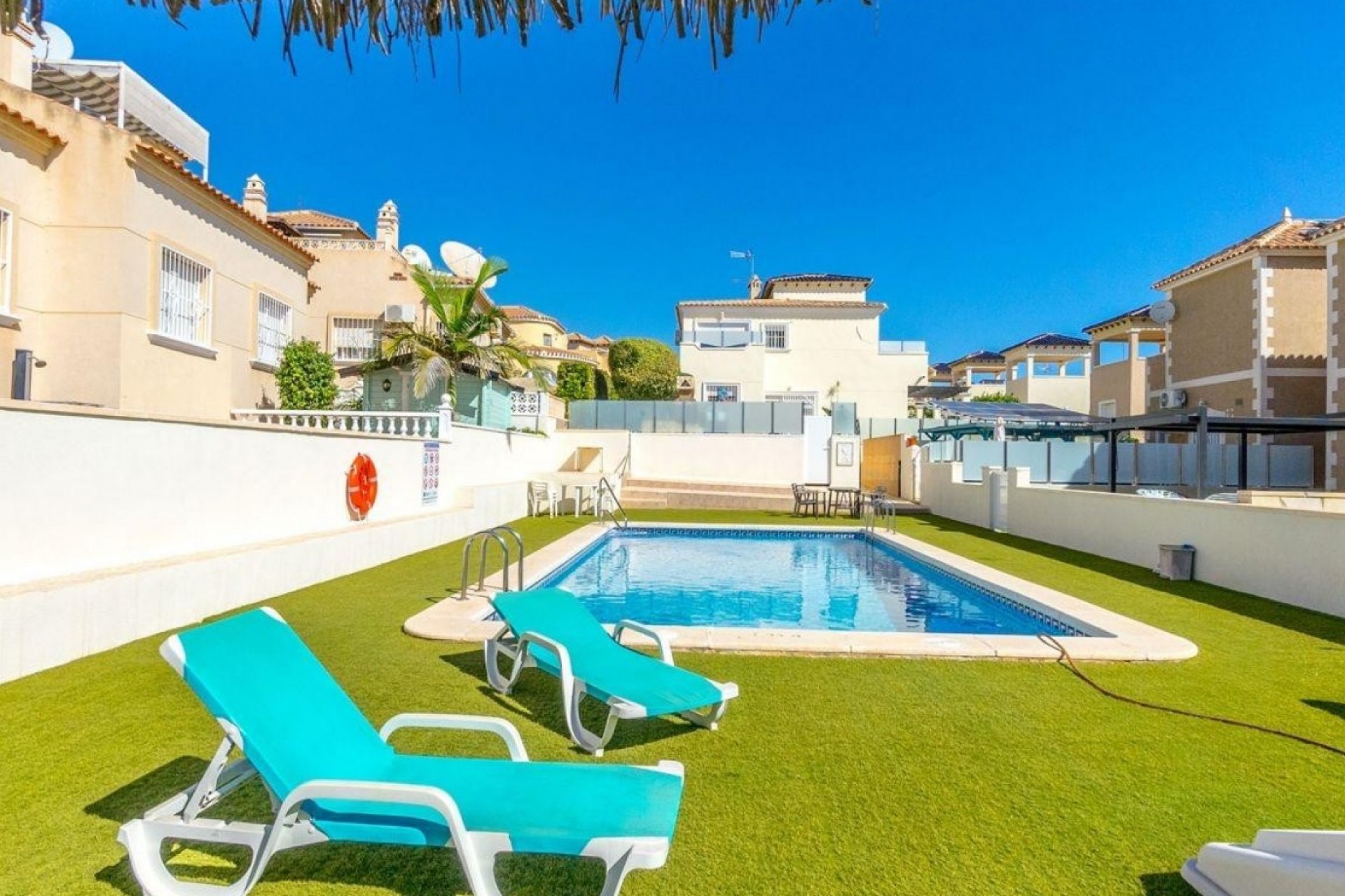 Re-Sale - Detached Villa - Orihuela Costa - Villamartin