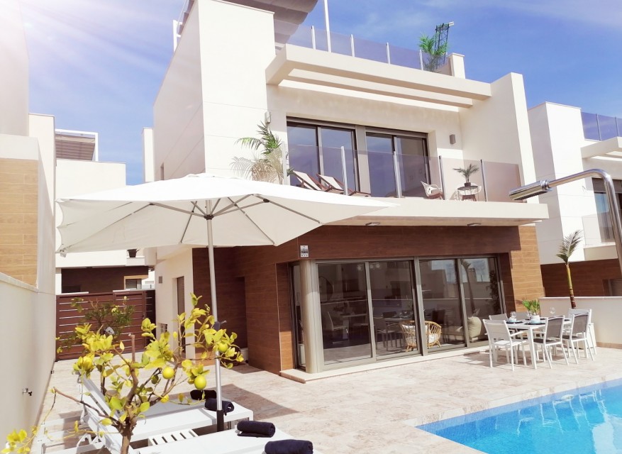 Re-Sale - Detached Villa - Orihuela Costa - Villamartin