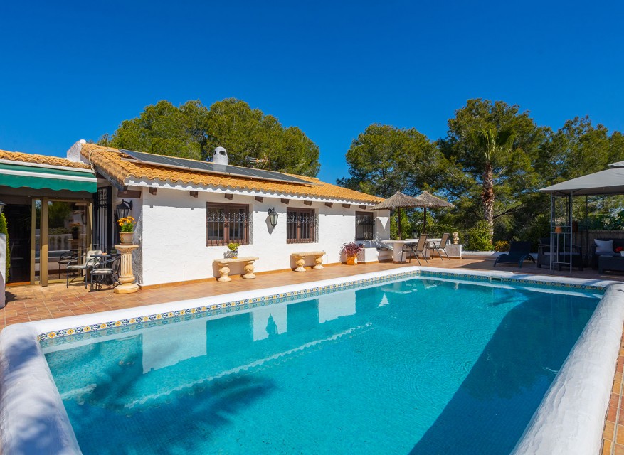 Re-Sale - Detached Villa - Orihuela Costa - Villamartin