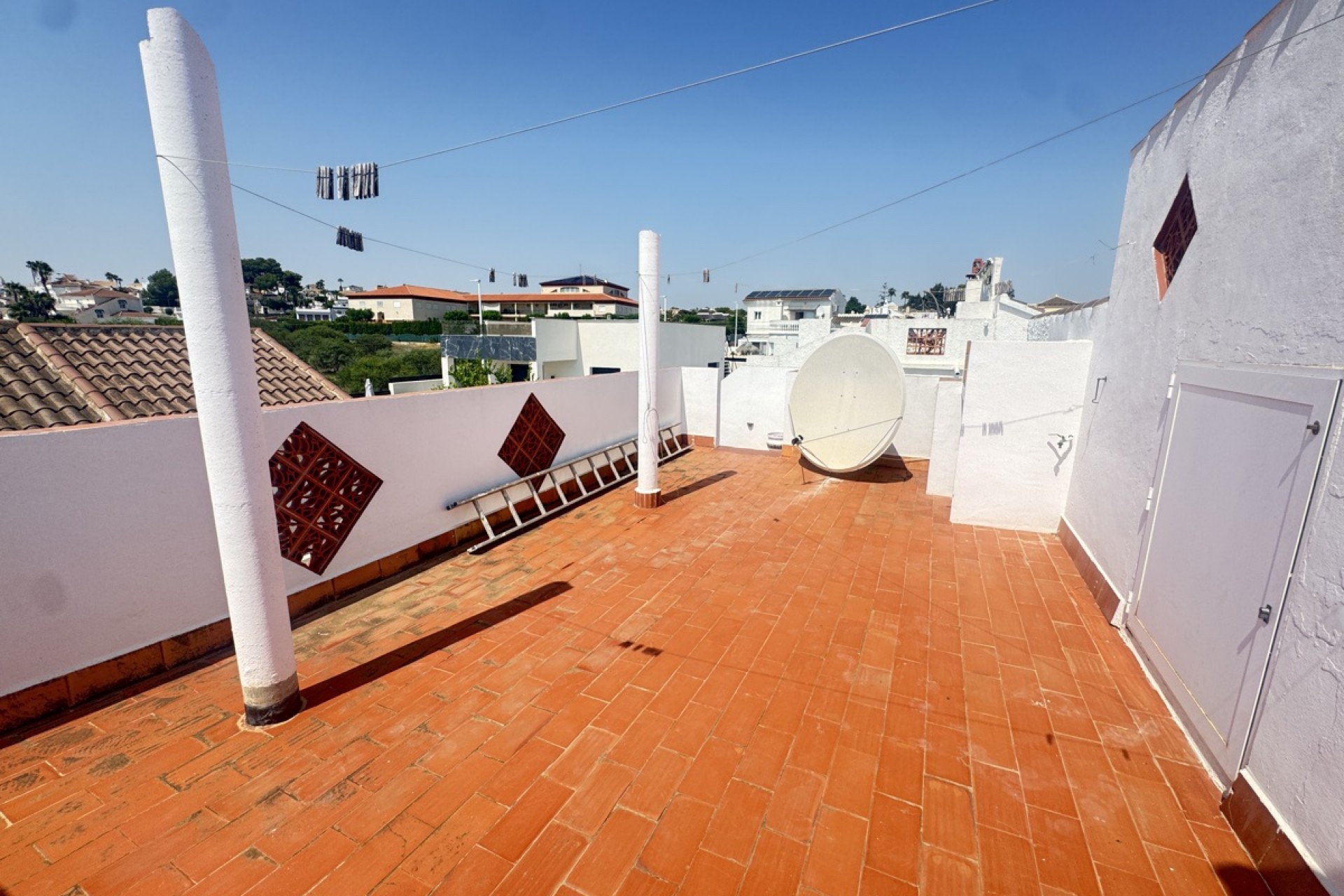 Re-Sale - Detached Villa - Orihuela Costa - Villamartin