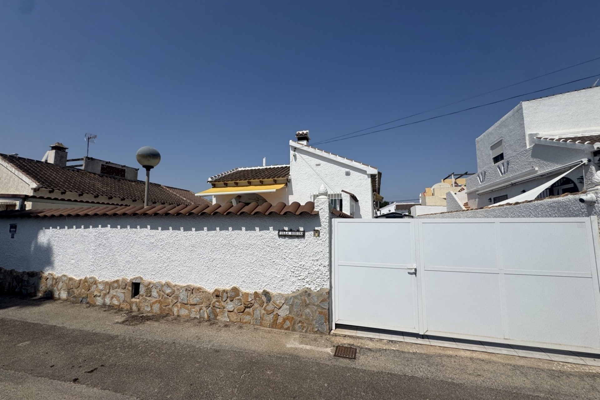 Re-Sale - Detached Villa - Orihuela Costa - Villamartin