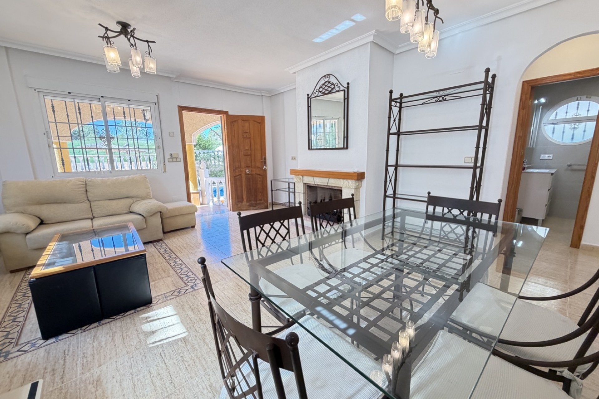 Re-Sale - Detached Villa - Orihuela Costa - Villamartin