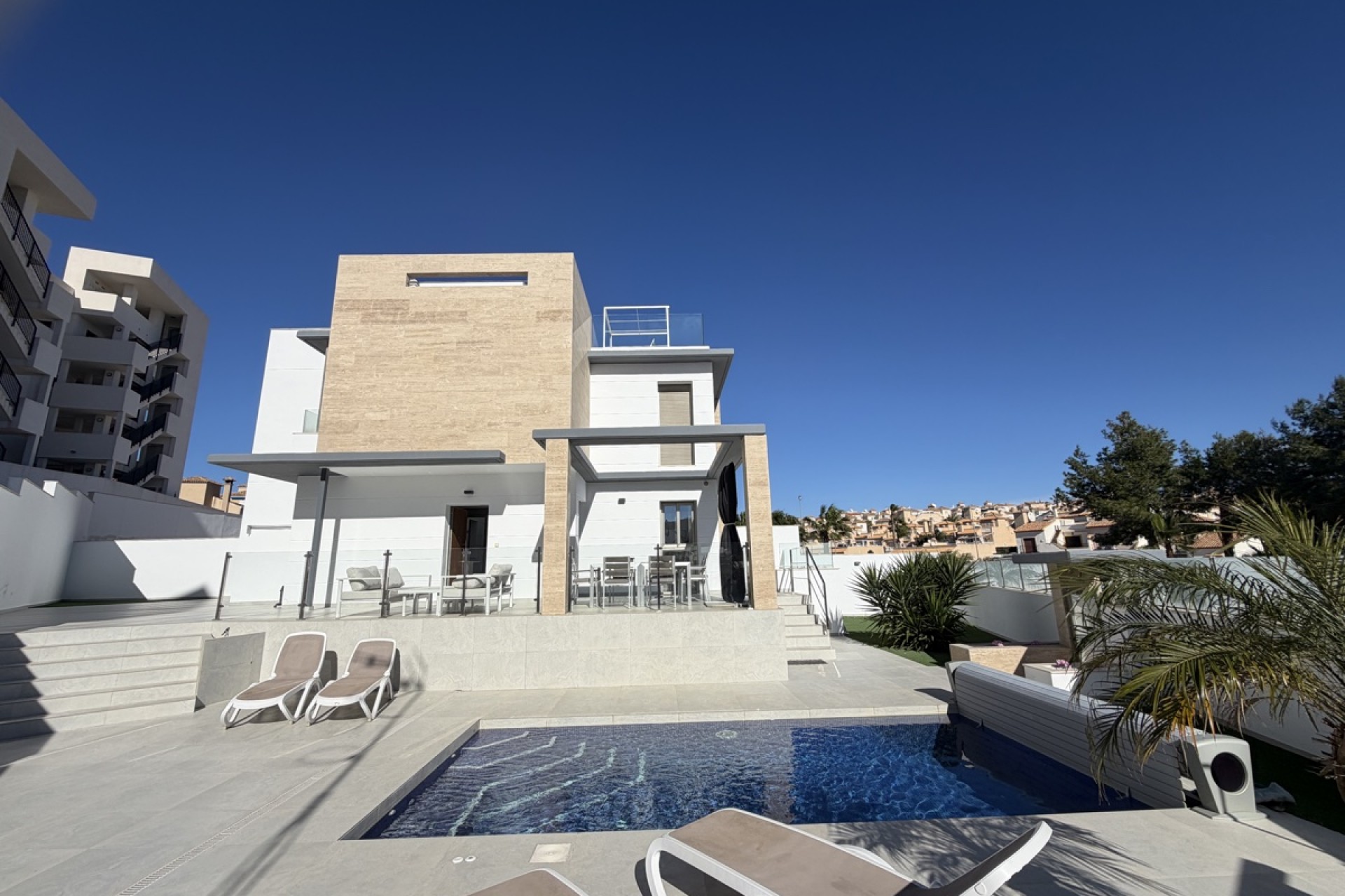 Re-Sale - Detached Villa - Orihuela Costa - Villamartin