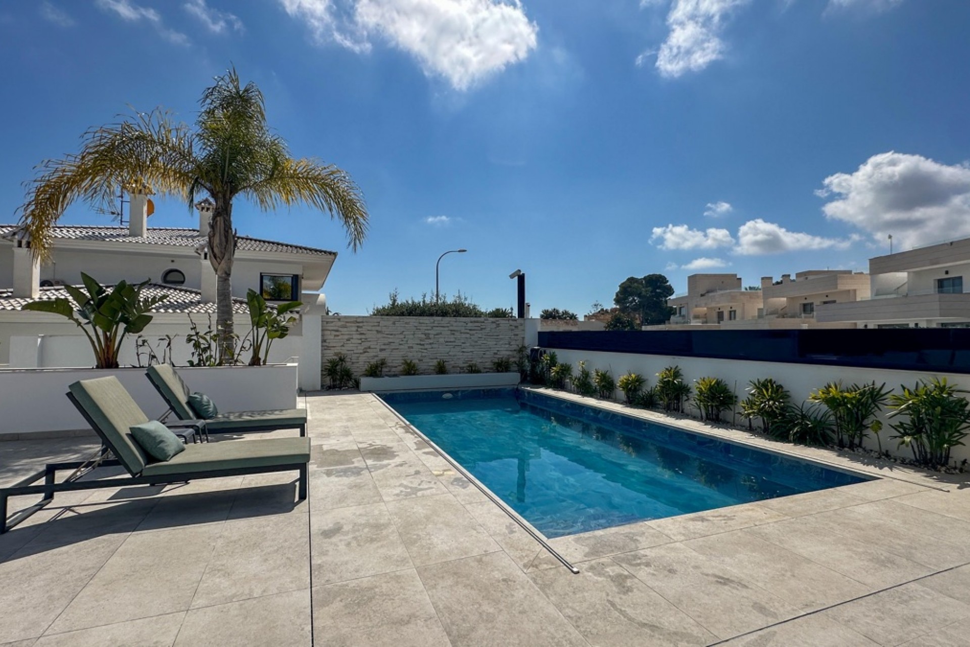 Re-Sale - Detached Villa - Orihuela Costa - Villamartin