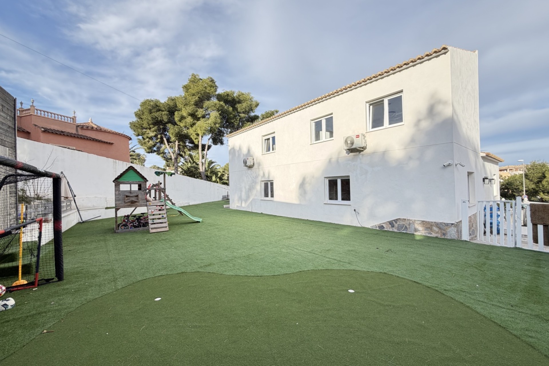 Re-Sale - Detached Villa - Orihuela Costa - Villamartin