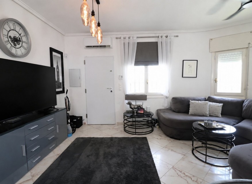 Re-Sale - Detached Villa - Orihuela Costa - Villamartin