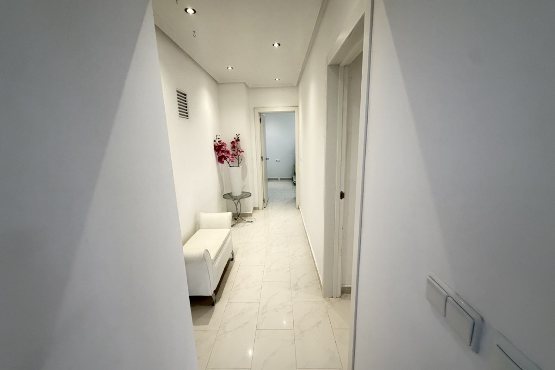 Re-Sale - Detached Villa - San Miguel de Salinas - Lake View Mansions