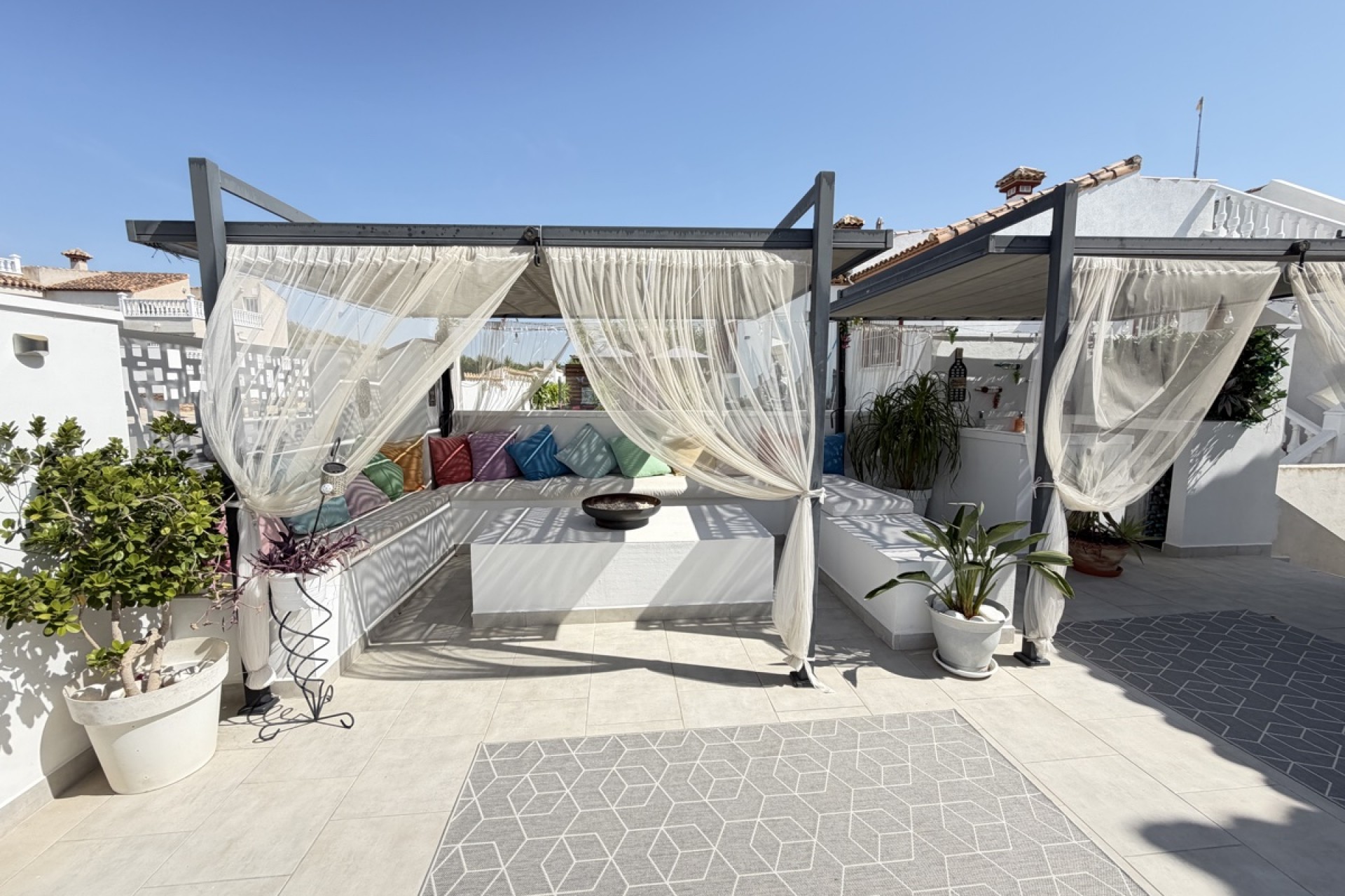 Re-Sale - Detached Villa - San Miguel de Salinas - Lake View Mansions