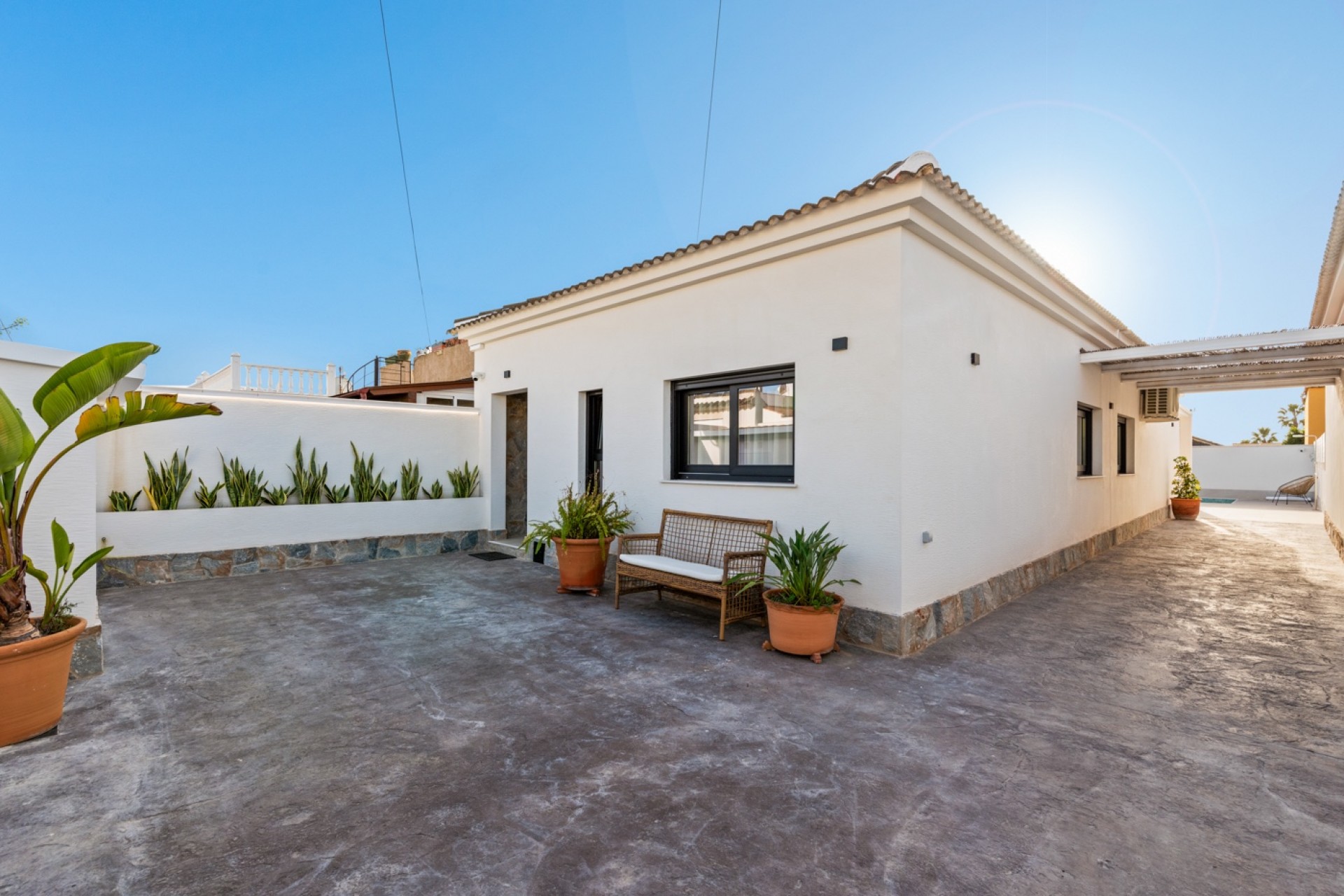 Re-Sale - Detached Villa - Torrevieja - El Chaparral