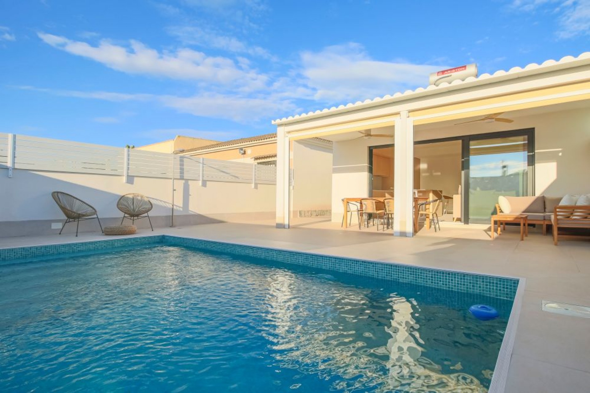 Re-Sale - Detached Villa - Torrevieja - El Chaparral