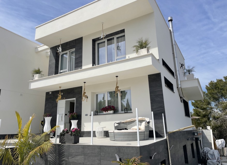 Re-Sale - Detached Villa - Torrevieja - Los Balcones