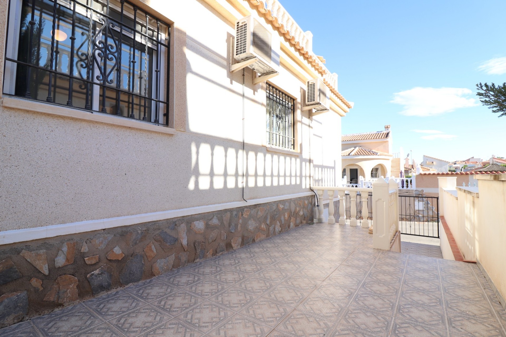 Re-Sale - Quad Villa - Benimar - Benimar II