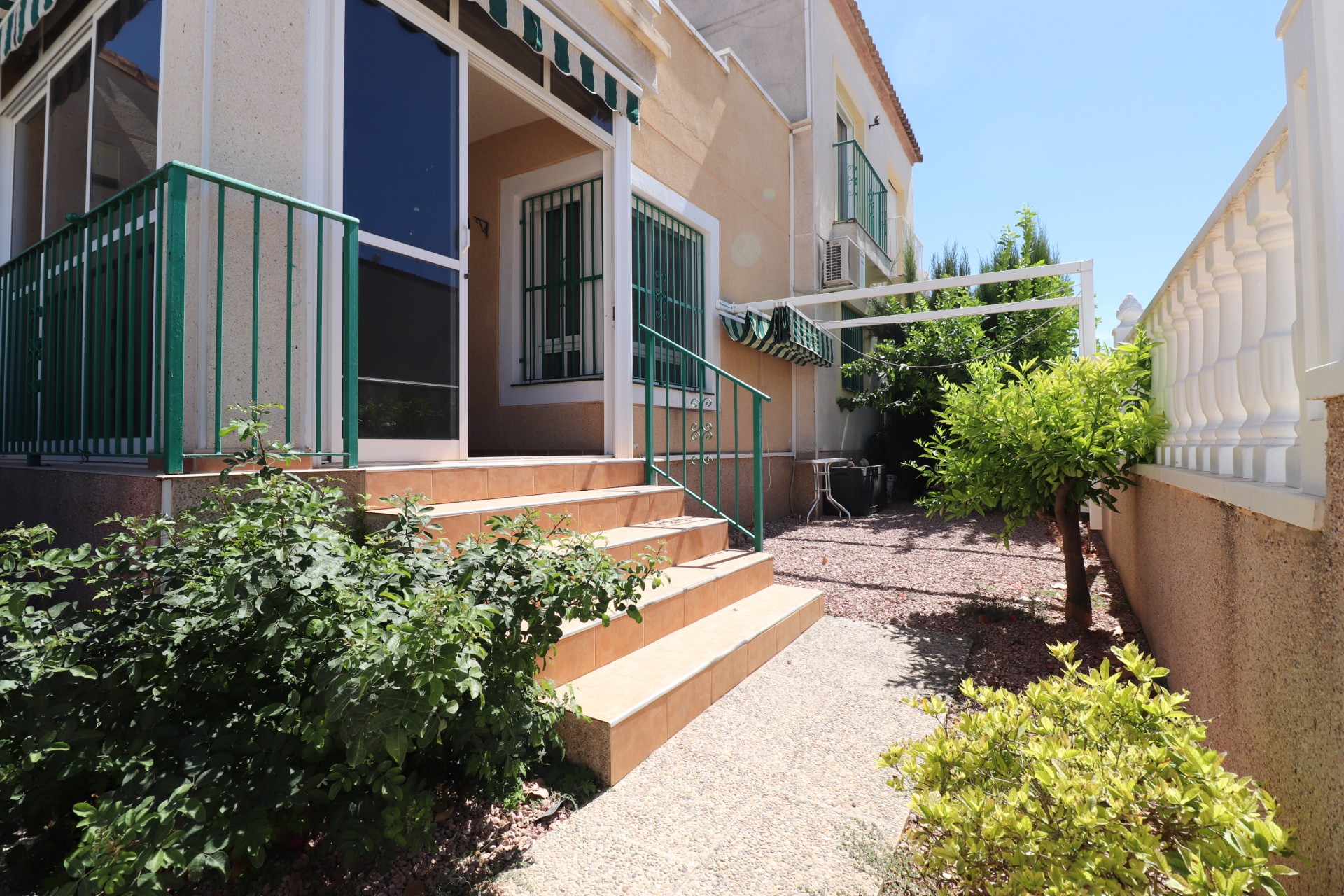 Re-Sale - Semi Detached Villa - Algorfa - Montebello