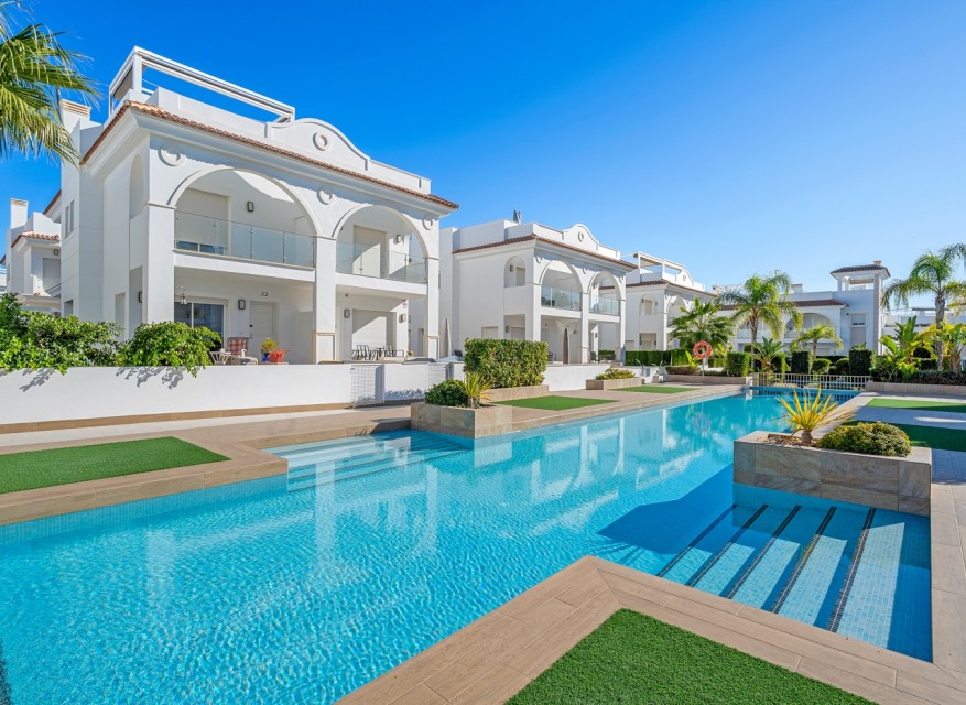 Re-Sale - Semi Detached Villa - Ciudad Quesada - Doña Pepa