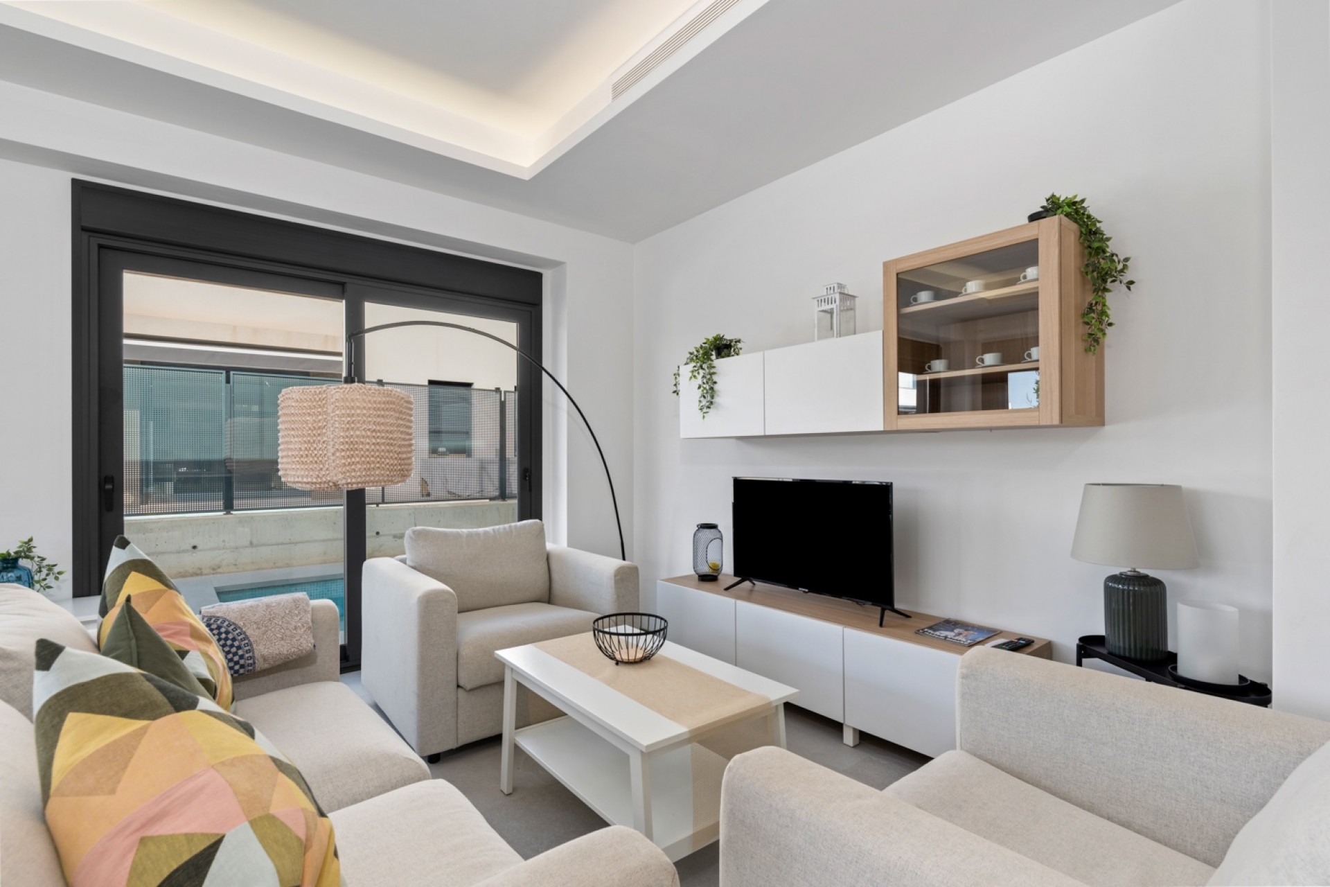 Re-Sale - Semi Detached Villa - La Marina - La Marina - Urbanization