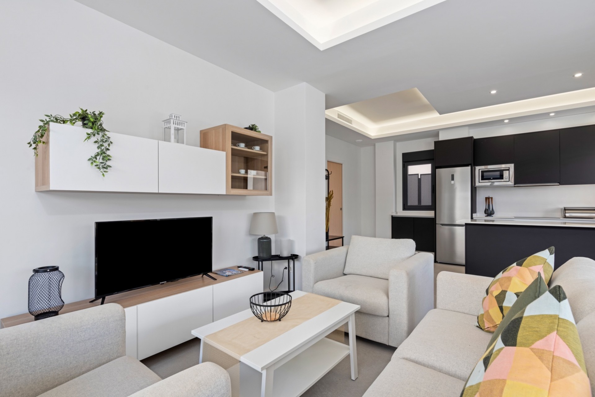 Re-Sale - Semi Detached Villa - La Marina - La Marina - Urbanization