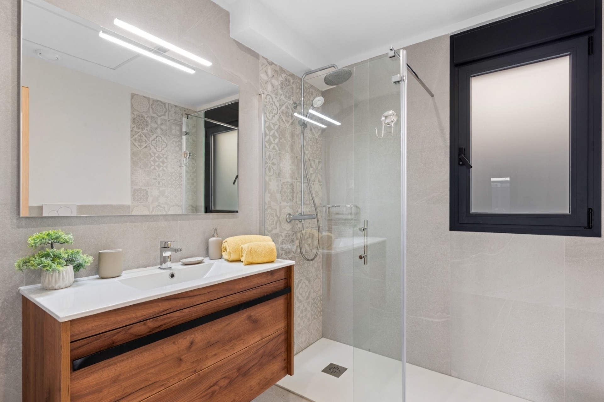 Re-Sale - Semi Detached Villa - La Marina - La Marina - Urbanization