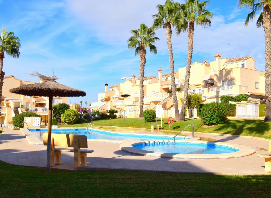 Re-Sale - Semi Detached Villa - Orihuela Costa - Los Altos